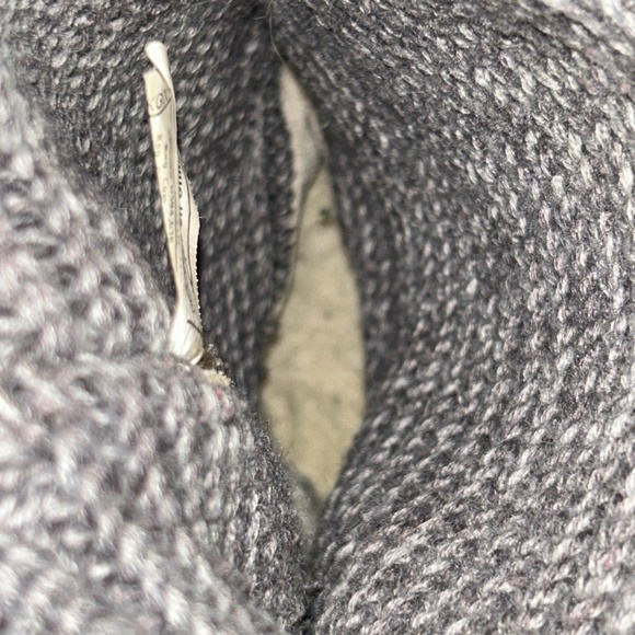 UGG Classic Cardy boots in gray 8 - Picture 11 of 13